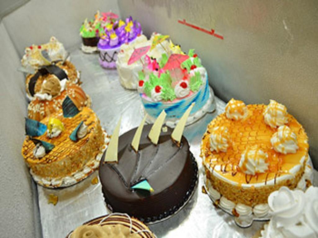 Hotel Popular Amritsar Esterno foto