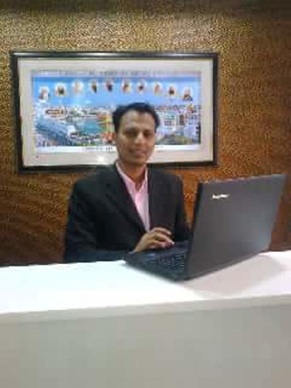Hotel Popular Amritsar Esterno foto
